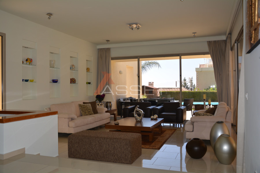 4+1 BEDROOM VILLA IN AG. ATHANASIOS