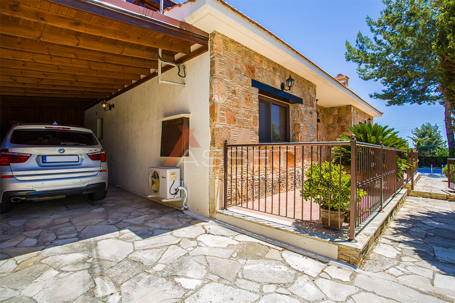 3 Bdr HOUSE IN SOUNI LIMASSOL