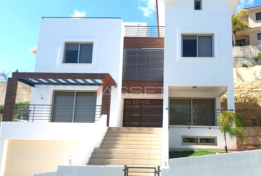 4 Bdr VILLA IN AGIOS TYCHONAS