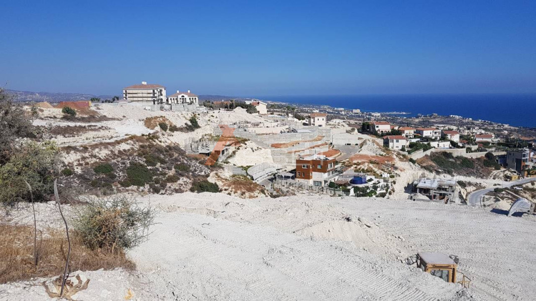 868m² RESIDENTIAL PLOT IN AGIOS TYCHONAS