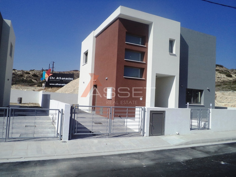 3 Bdr HOUSE IN AGIOS TYCHONAS