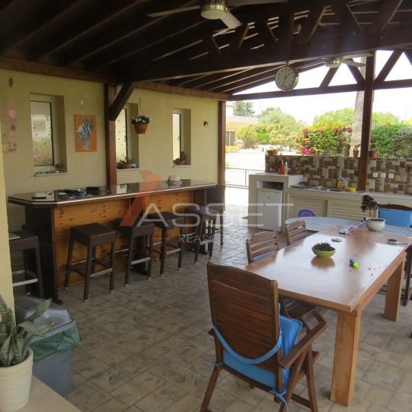 4 Bdr VILLA IN PAPAS AREA - P. GERMASOGEIA