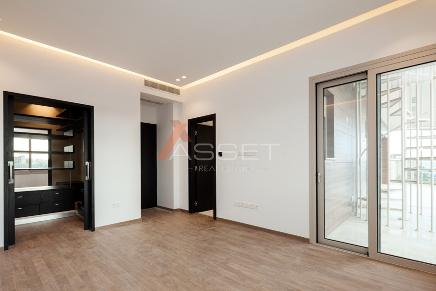 4 Bdr PENTHOUSE IN PAPAS AREA