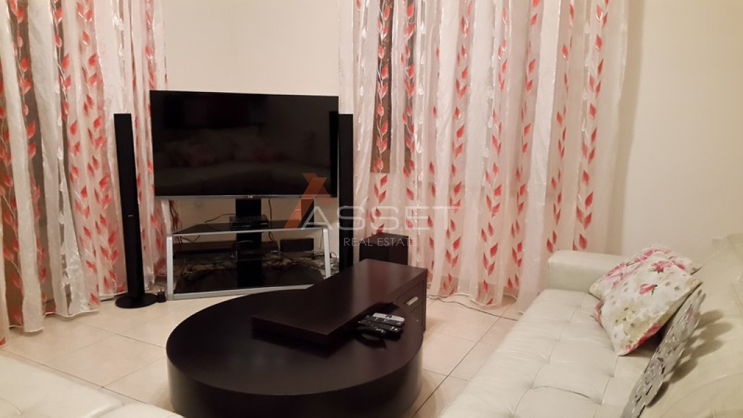 3 BEDROOM APARTMENT IN NEAPOLIS