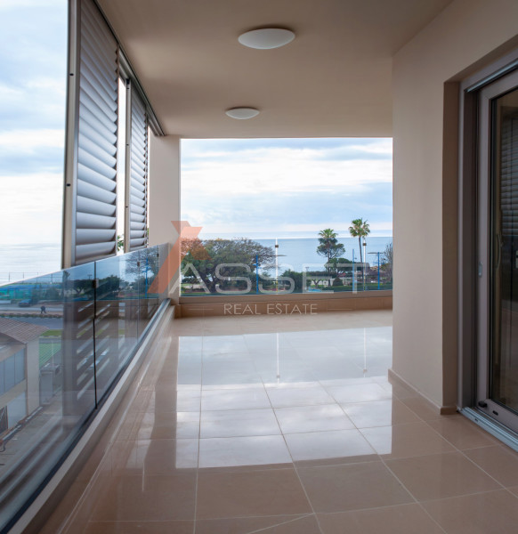3 Bdr UNOBSTRUCTED SEA VIEW APARTMENT