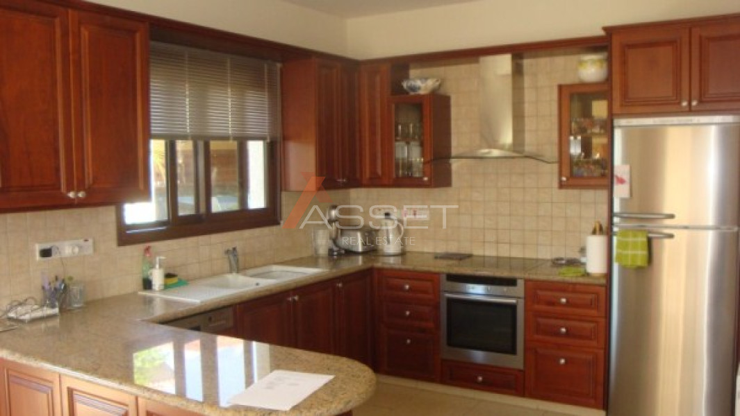 3 Bdr DETACHED HOUSE IN LIMASSOL