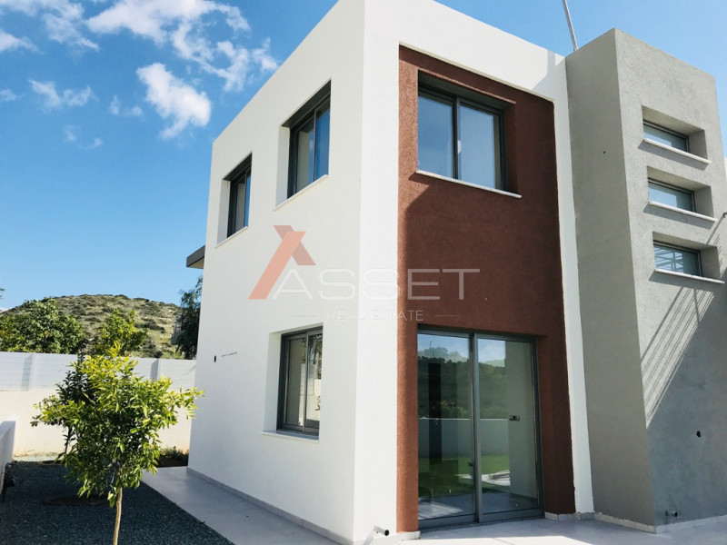 3 Bdr VILLA IN AGIOS TYCHONAS