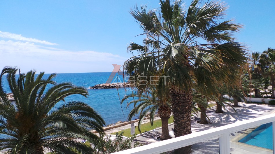 2 Bdr BEACHFRONT APARTMENT IN LIMASSOL