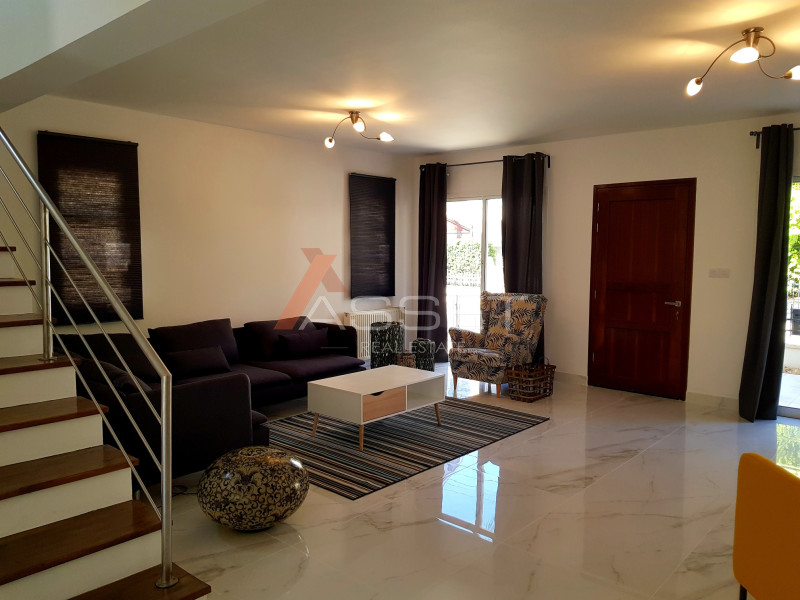 4 Bdr HOUSE IN TOURIST AREA