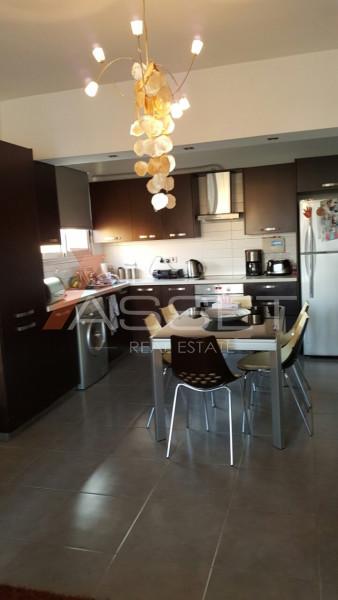 2 BEDROOM APARTMENT IN MESA GEITONIA