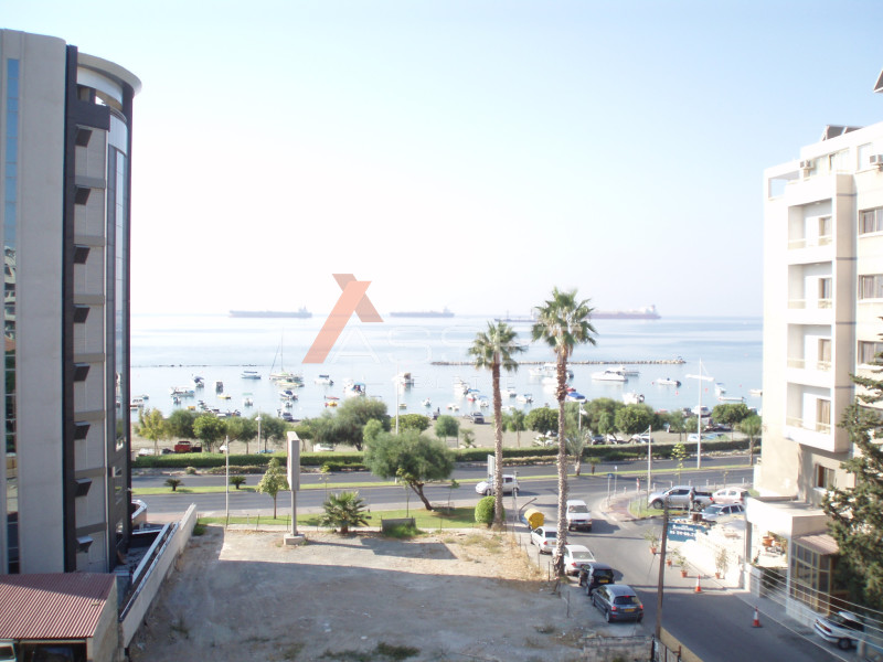 3/4 Bdr - 245m² - SEA VIEW PENTHOUSE IN LIMASSOL