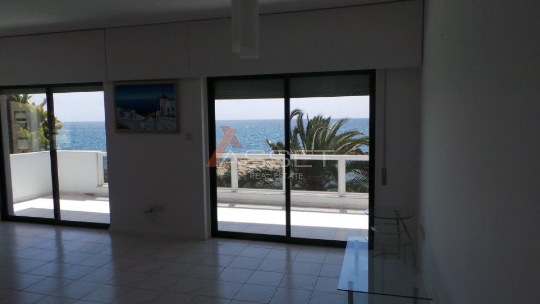 2 Bdr BEACHFRONT APARTMENT IN LIMASSOL