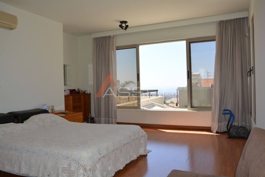 4+1 BEDROOM VILLA IN AG. ATHANASIOS