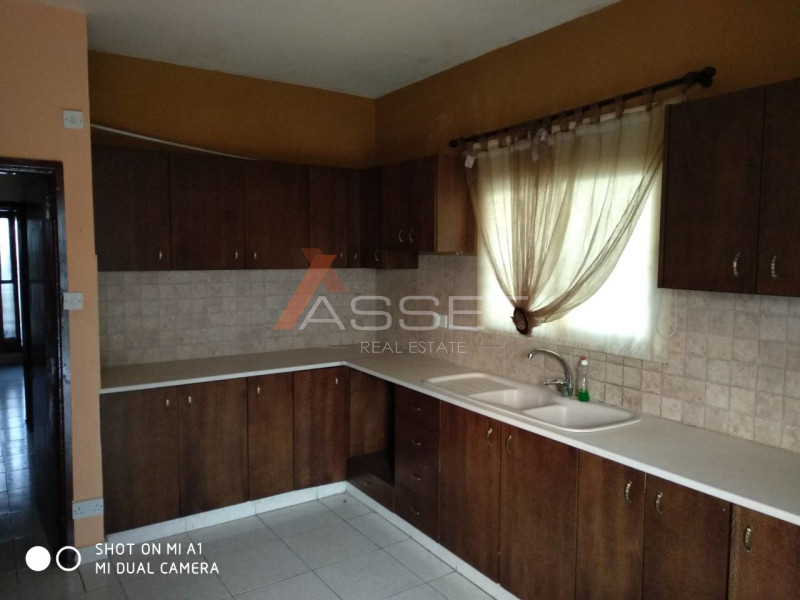 2 Bdr GROUND FLOOR + 2 Bdr UPPER LEVEL HOUSE