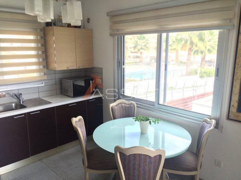 2 Bdr APARTMENT IN MESA GEITONIA