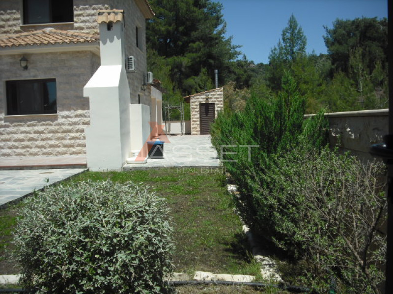 4 Bdr VILLA IN MONIATIS