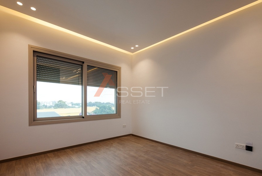 3 Bdr WHOLE FLOOR APARTMENT IN PAPAS AREA