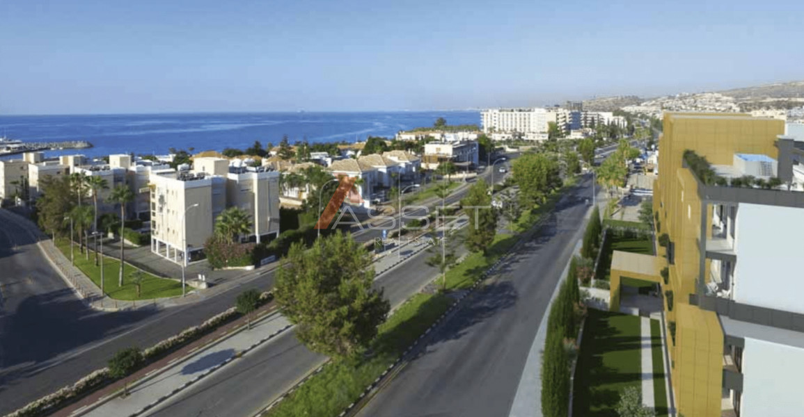 4 Bdr LUXURY APARTMENT IN LIMASSOL