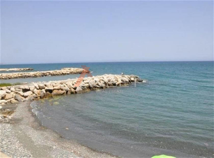 2 Bdr LUXURY SEA FRONT APARTMENT IN GERMASOGEIA