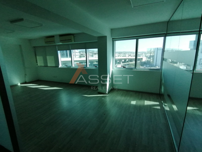 150m² OFFICE SPACE IN MESA GEITONIA